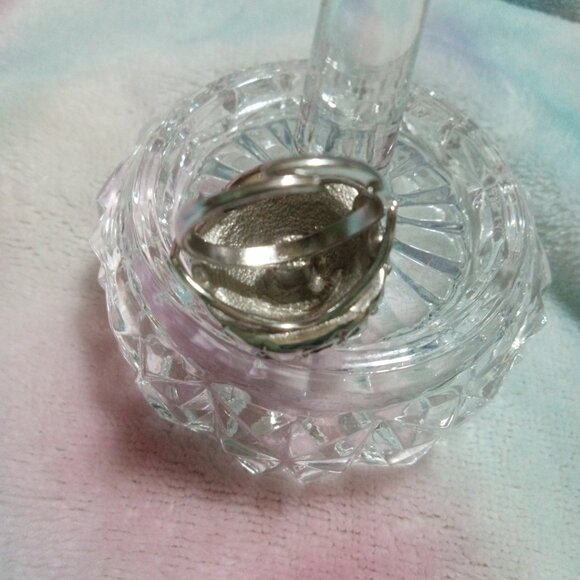 Vintage Sarah Coventry Cocktail Ring Marcasite Rhinestone Dome Silver Adjusts - Picture 5 of 9